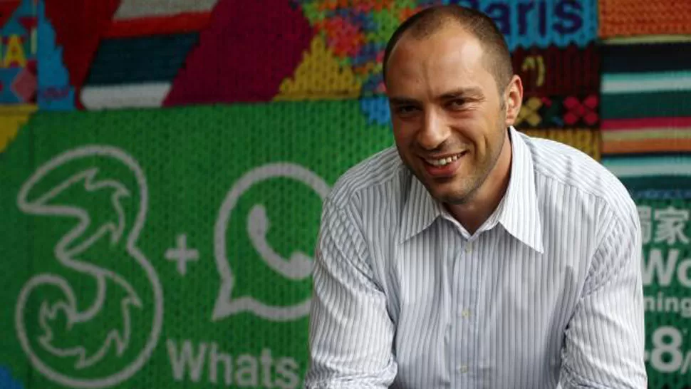 ANALISIS. Jan Koum, CEO de WhatsApp, comparó su compañía con Twitter. FOTO TOMADA DE ELANDROIDLIBRE.COM