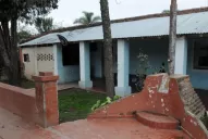 Le pegaron con un palo a un colectivero para asaltarlo