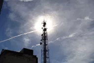 Tres estelas en el cielo sorprendieron a los tucumanos