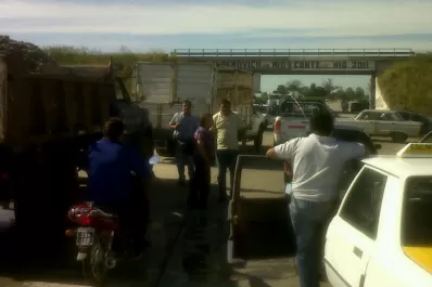 Transportistas rurales cortaron el acceso en la nueva ruta 38
