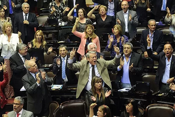 El debate por la reforma judicial se extendería hasta mañana