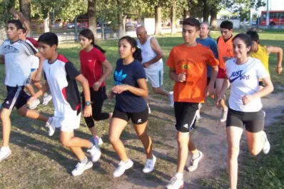 Torneo de atletismo en el CEF 18