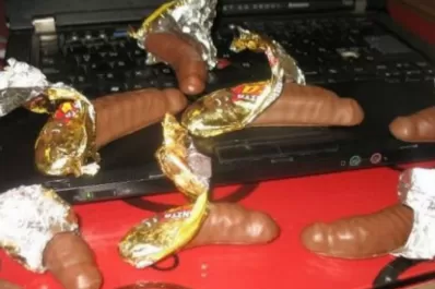 Denuncian a la Bananita Dolca por su forma rara