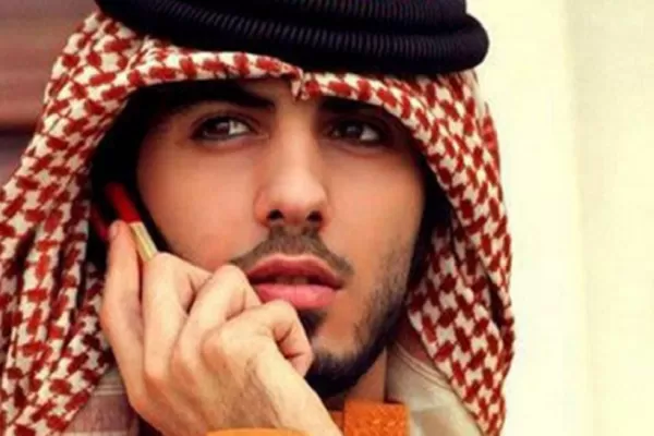 Arabia expulsó a un hombre por ser demasiado guapo