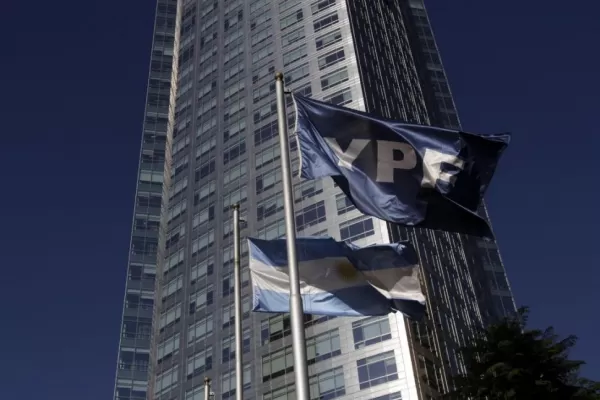 Enargas aprobó la compra de Metrogas por parte de YPF