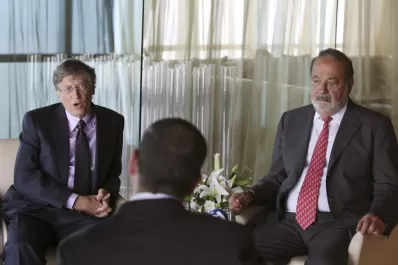 Slim se unió a Gates para combatir la polio