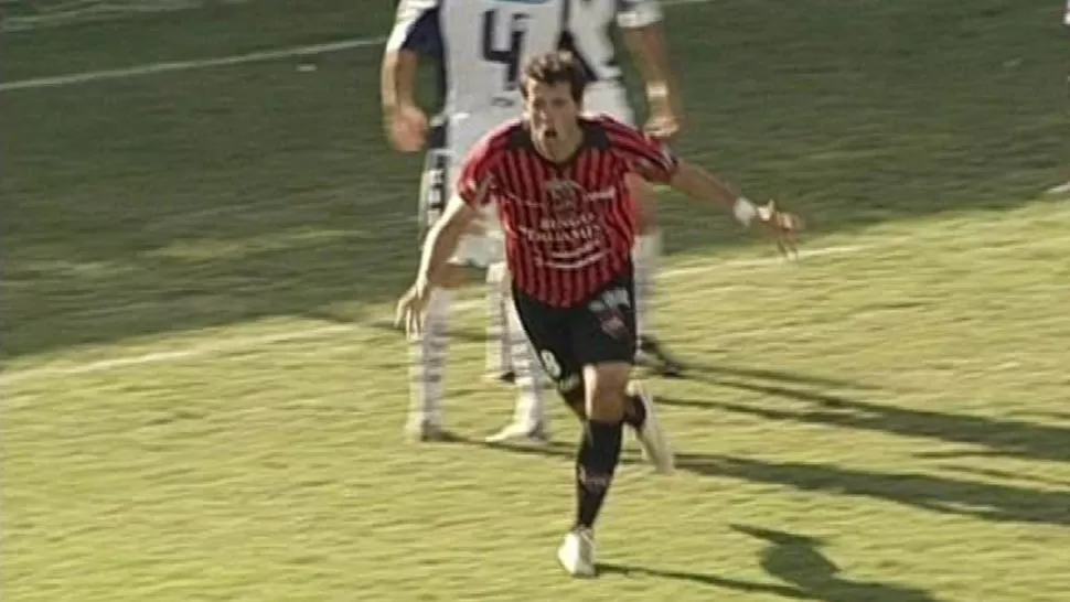 FESTEJO. Barreto grita su gol. FOTO TOMADA DE FUTBOLPARATODOS.COM.AR 