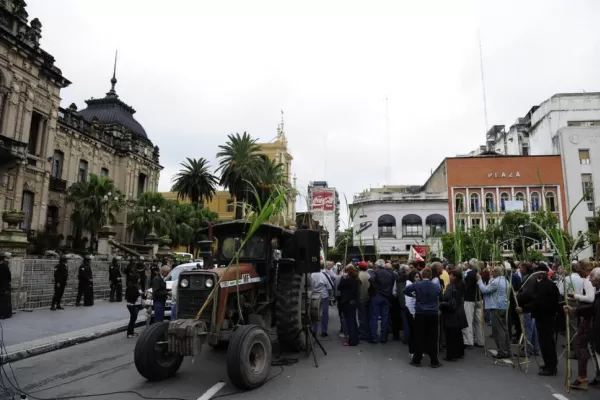 Los cañeros se quejan por el precio del azúcar