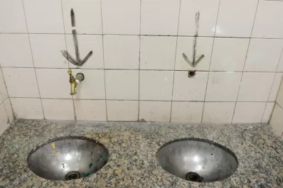 Empiezan a arreglar los baños de Bellas Artes