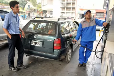 Estaciones de servicio anuncian un paro nacional para el viernes 24