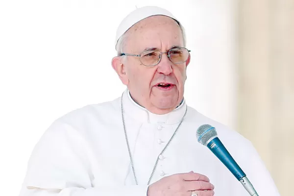 Pecadores, sí; corruptos, no, afirmó el Papa