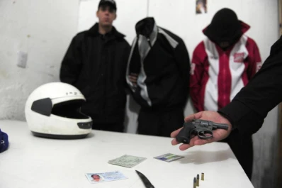 Los chocaron para evitar que fugaran