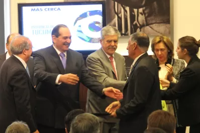 La oposición no está cuidando la democracia, sostuvo Alperovich en la Casa Rosada