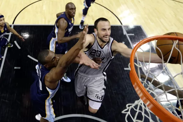 Los Spurs quieren estirar la ventaja