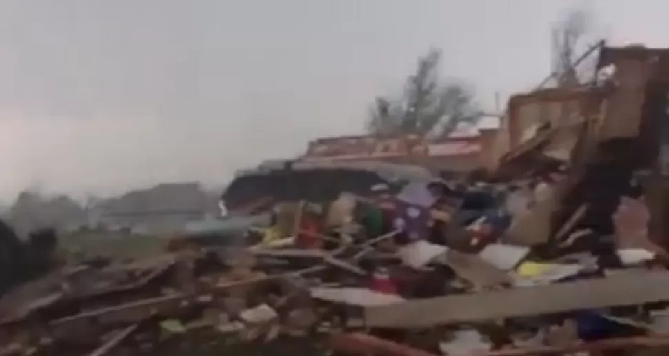 DESTRUCCION. El paso del tornado destruyó casas completas. CAPTURA DE VIDEO