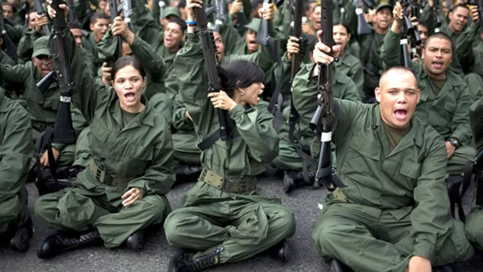 PREPARADOS. Maduro dijo que las milicias deben estar entrenados y armados. FOTO TOMADA DE INFOBAE.COM