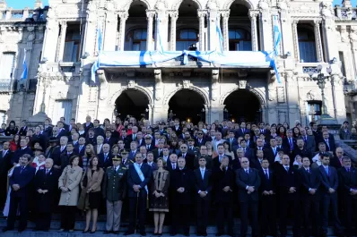 Alperovich protagonizó los festejos patrios en la provincia
