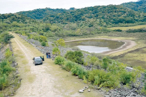 El dique El Cajón es un gigante dormido