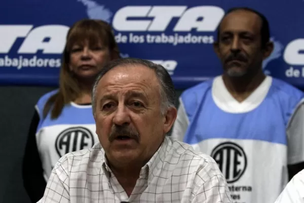 Aguinaldo: la CTA pide no pagar Ganancias