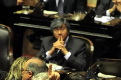 Kunkel embistió contra el medio pelo