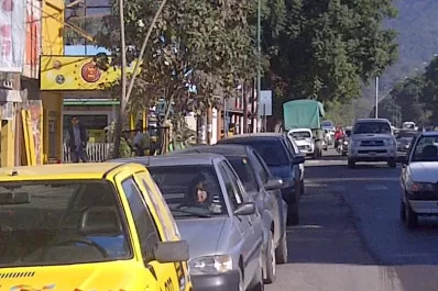 Un opositor aceptó el cepo, no la grúa