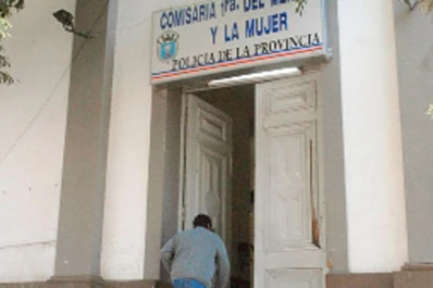 Abusó de su sobrina y lo confesó por SMS a su hermano