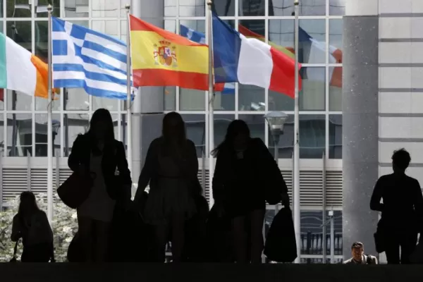 Los gobiernos unifican políticas en contra del desempleo juvenil