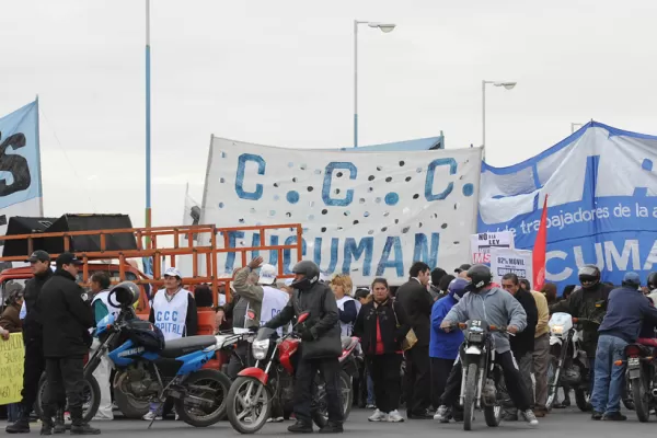 La CTA opositora salió a la calle para exigir paritarias libres