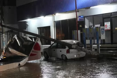 El huracán Bárbara dejó al menos dos muertos  en México