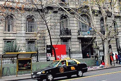 Un jubilado mató a una mujer que le habría robado U$S10.000