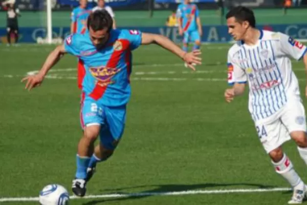 Godoy Gruz goleó a Arsenal en Mendoza
