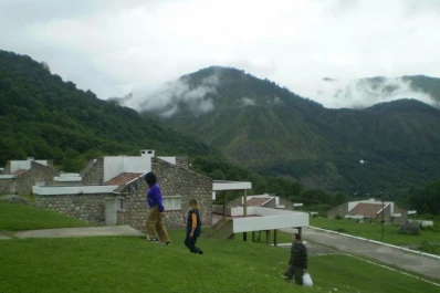 Alperovich ya piensa en obras públicas hasta 2018