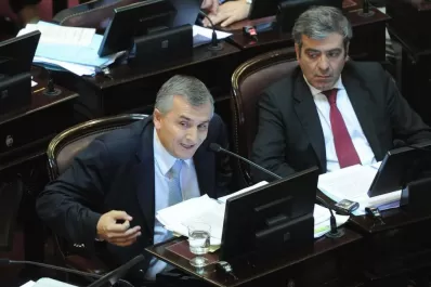 Cano afirma que no cambian los planes, pero juega al misterio