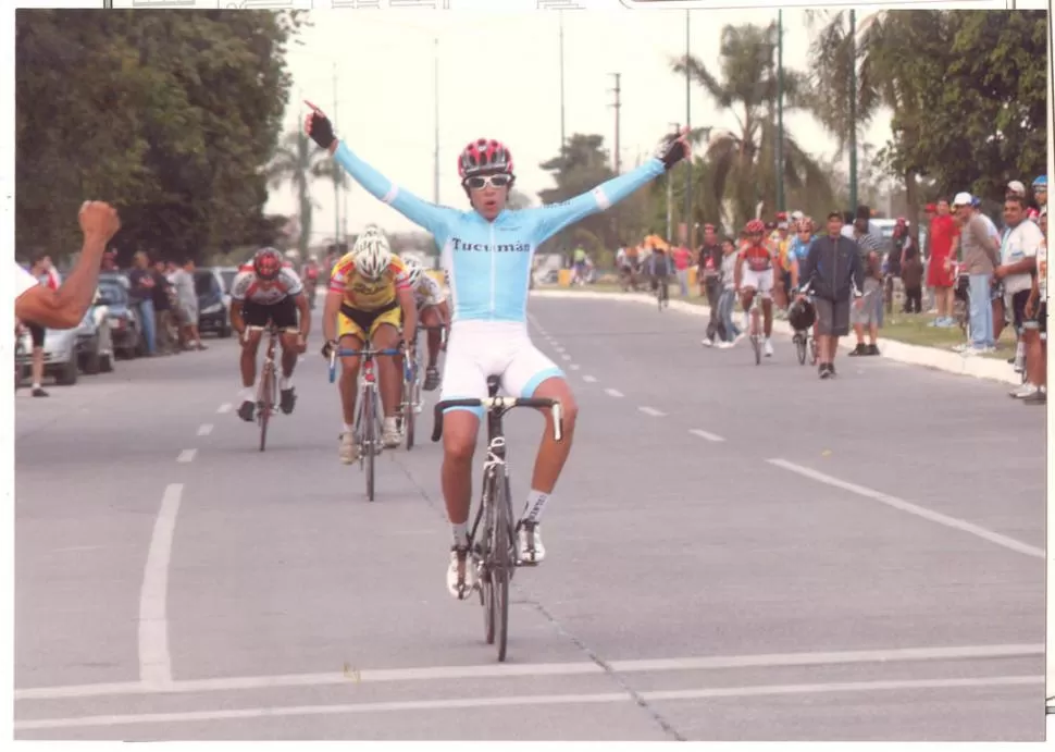 GRAN PROYECTO. Zacarías Khoder (h) triunfó en la categoría 1997. 