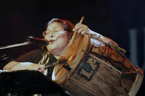 Mercedes Sosa: el ícono cultural, la cantora, la mujer...
