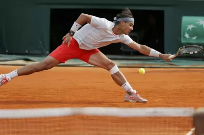 Rafa va por el récord de Vilas y Tsonga por Francia