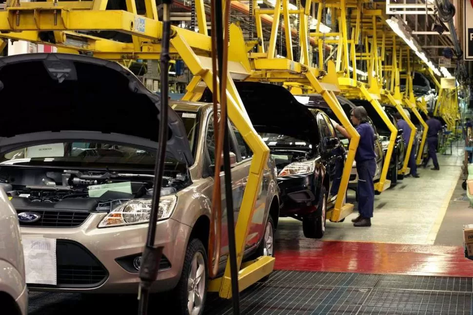 FABRICANTES. Durante mayo, la producción nacional de autos aumentó un 32,2% (79.590 unidades). FORD ARGENTINA