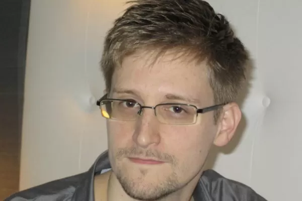 El ex técnico de la CIA que denunció el espionaje del Gobierno pide asilo