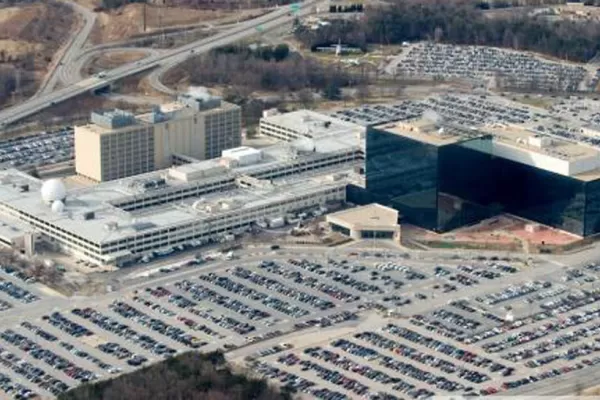 Obama quiere controlar el daño a la seguridad, tras el escándalo de espionaje a civiles