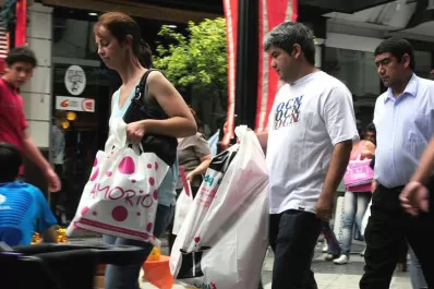 Se extenderá el horario de atención de los comercios por el Día del Padre