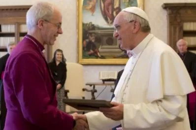 Católicos y anglicanos buscarán la unidad