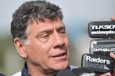 Brindisi aseguró que pase lo que pase seguirá en Independiente