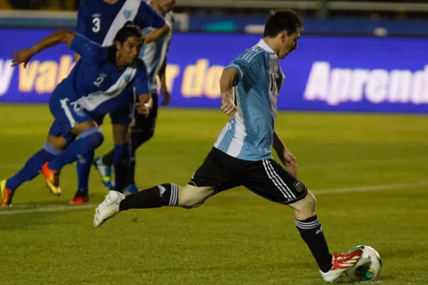 Mirá los goles que le dieron un nuevo récord a Messi