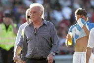 Racing sufrió más de la cuenta para volver a Primera