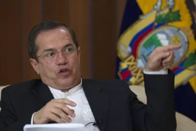 Assange cumple un año asilado