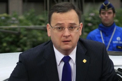 El premier que espió a su esposa