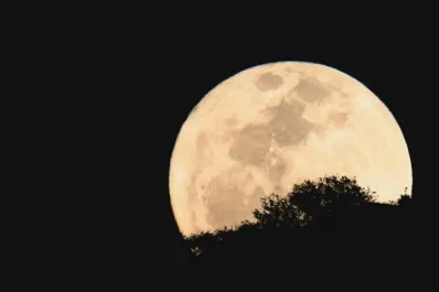 Una súper luna sorprenderá a los argentinos