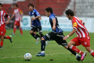 Atlético se quedó con el clásico liguista