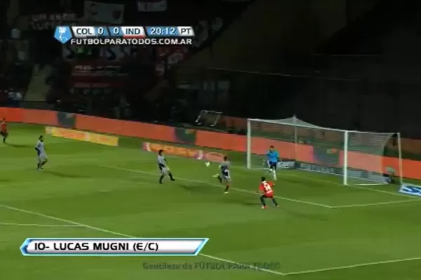 Mugni marcó un golazo de taco... en contra