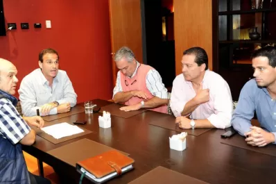 No se habla de pretemporada, sí de proyectos